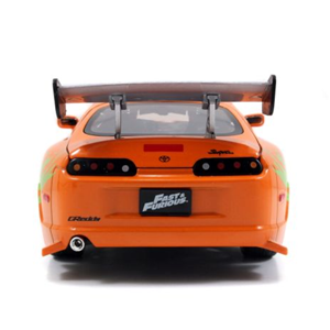 اسباب بازی ماشین فلزی تویوتا مدل Toyota Supra و فیگور فلزی Fast & Furious با مقیاس 1:24_اسباب بازی